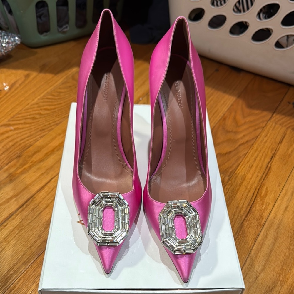 Amina Muaddi
Camelia 90mm crystal-embellished pumps